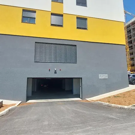 N & Garage Saraievo