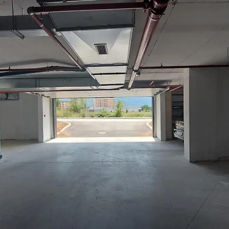 N & Garage Apartamento Saraievo