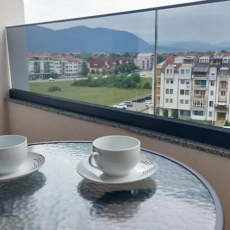 N & Garage Apartamento Saraievo