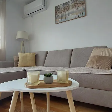N & Garage Apartamento *